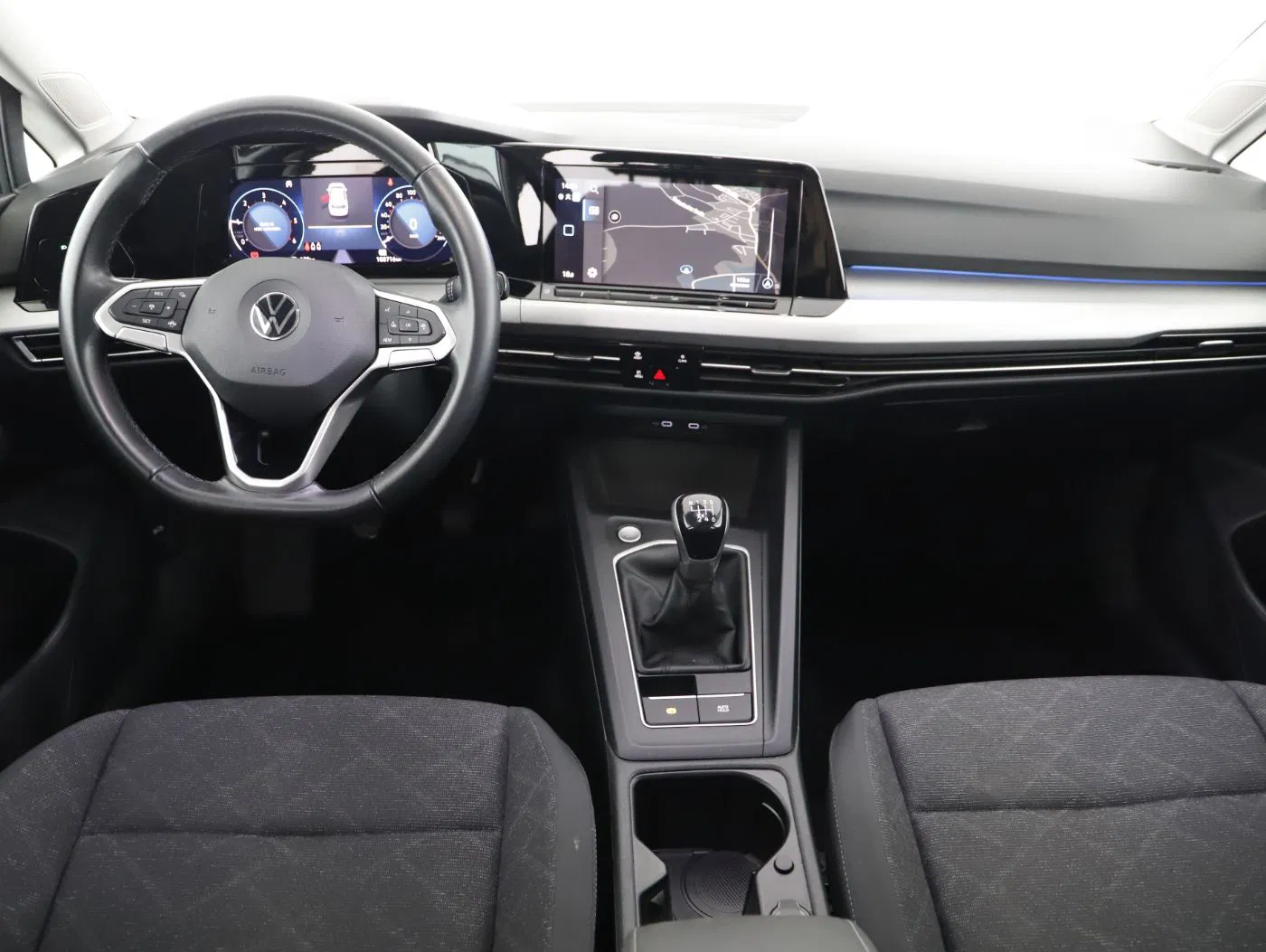 VW Golf VIII 2.0 TDI | Bild 8 von 22