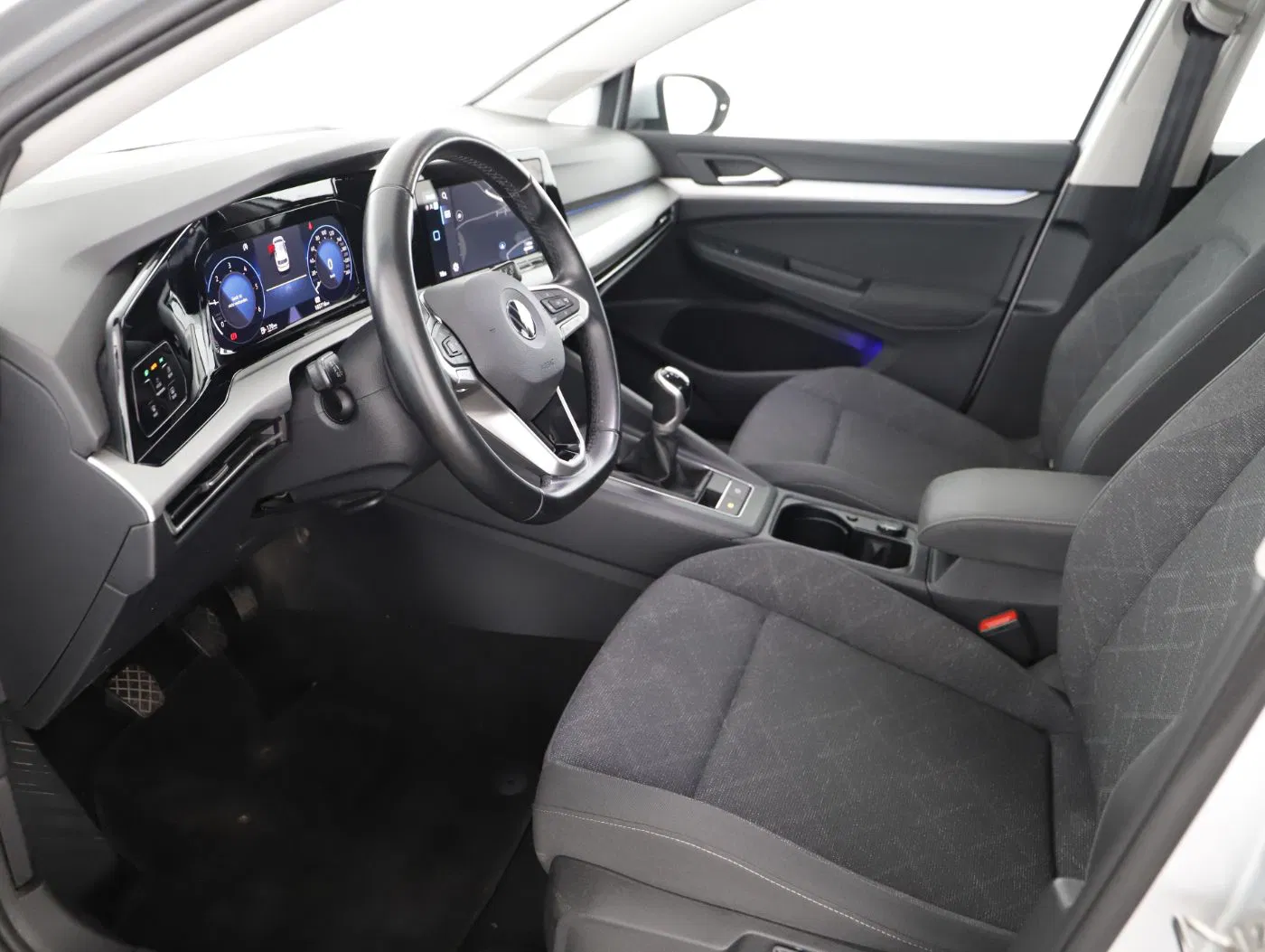 VW Golf VIII 2.0 TDI | Bild 9 von 22