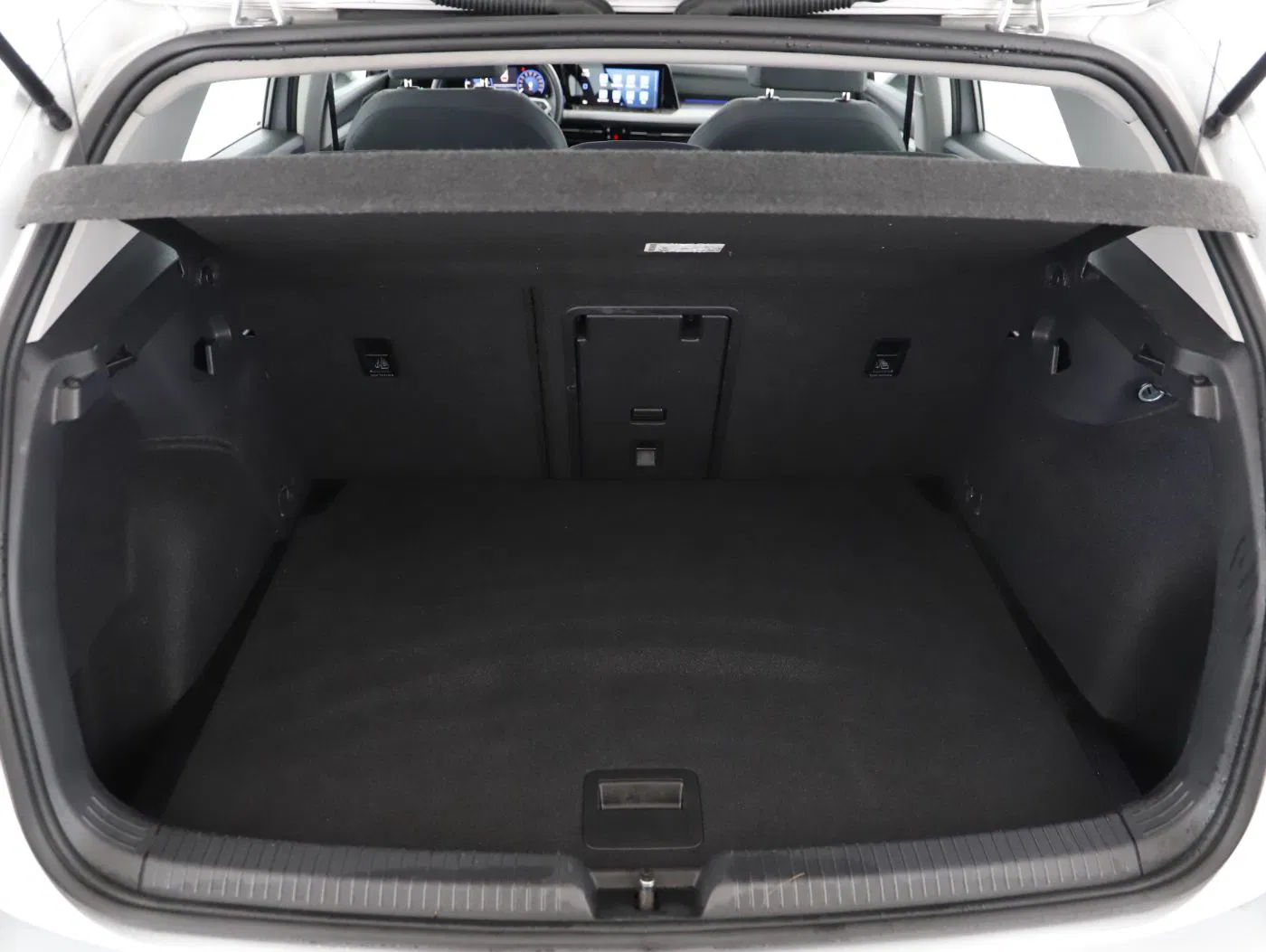 VW Golf VIII 2.0 TDI | Bild 21 von 22