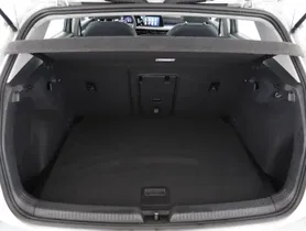 VW Golf VIII 2.0 TDI | Thumbnail 21 von 22