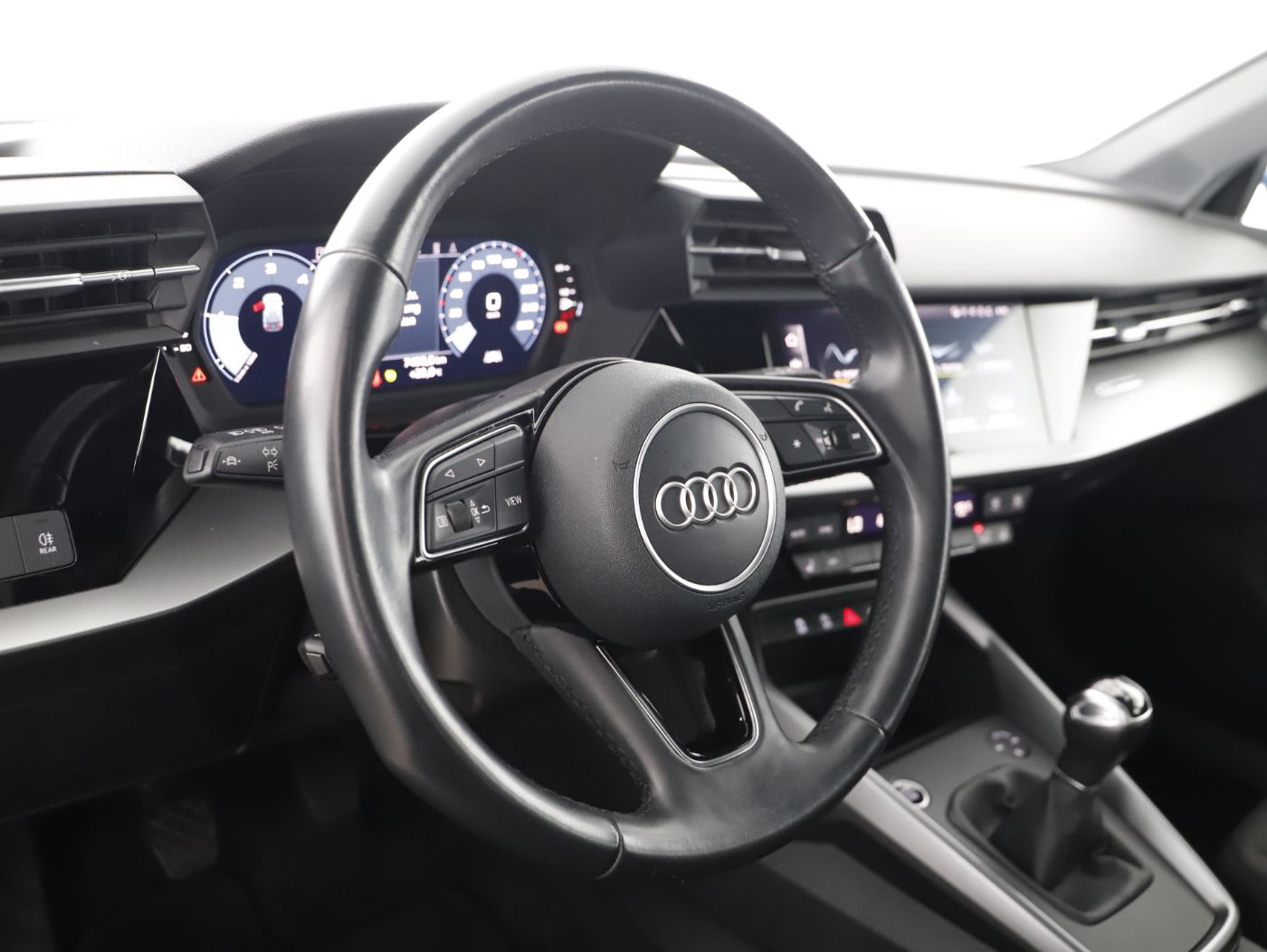 Audi A3 SB 30 TDI advanced | Bild 12 von 24