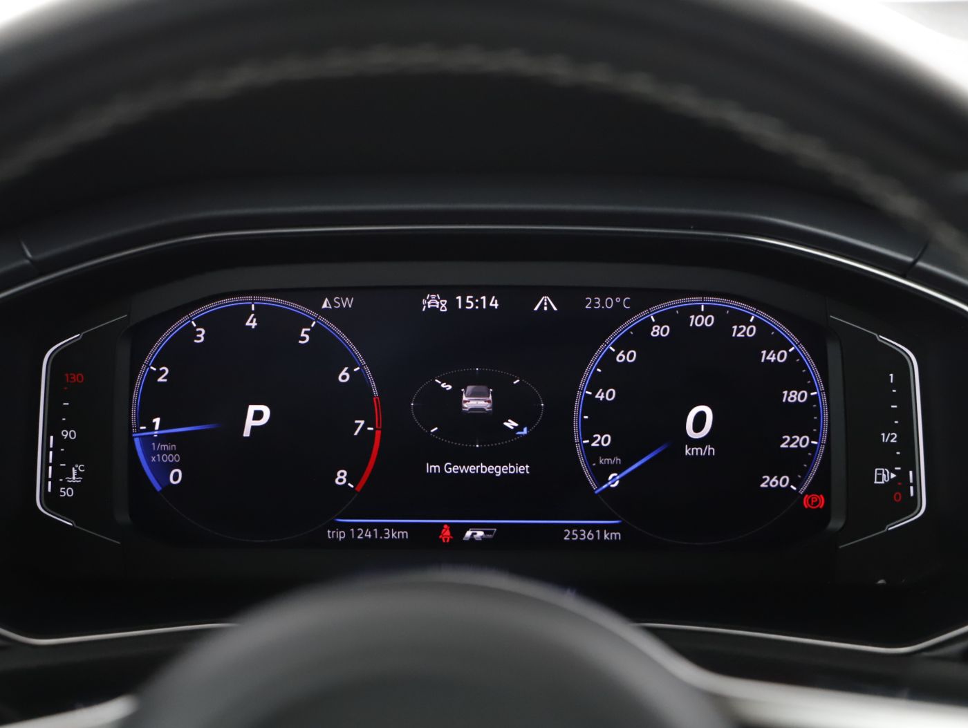 VW T-Roc Cabriolet 1.5 TSI R-Line | Bild 15 von 23