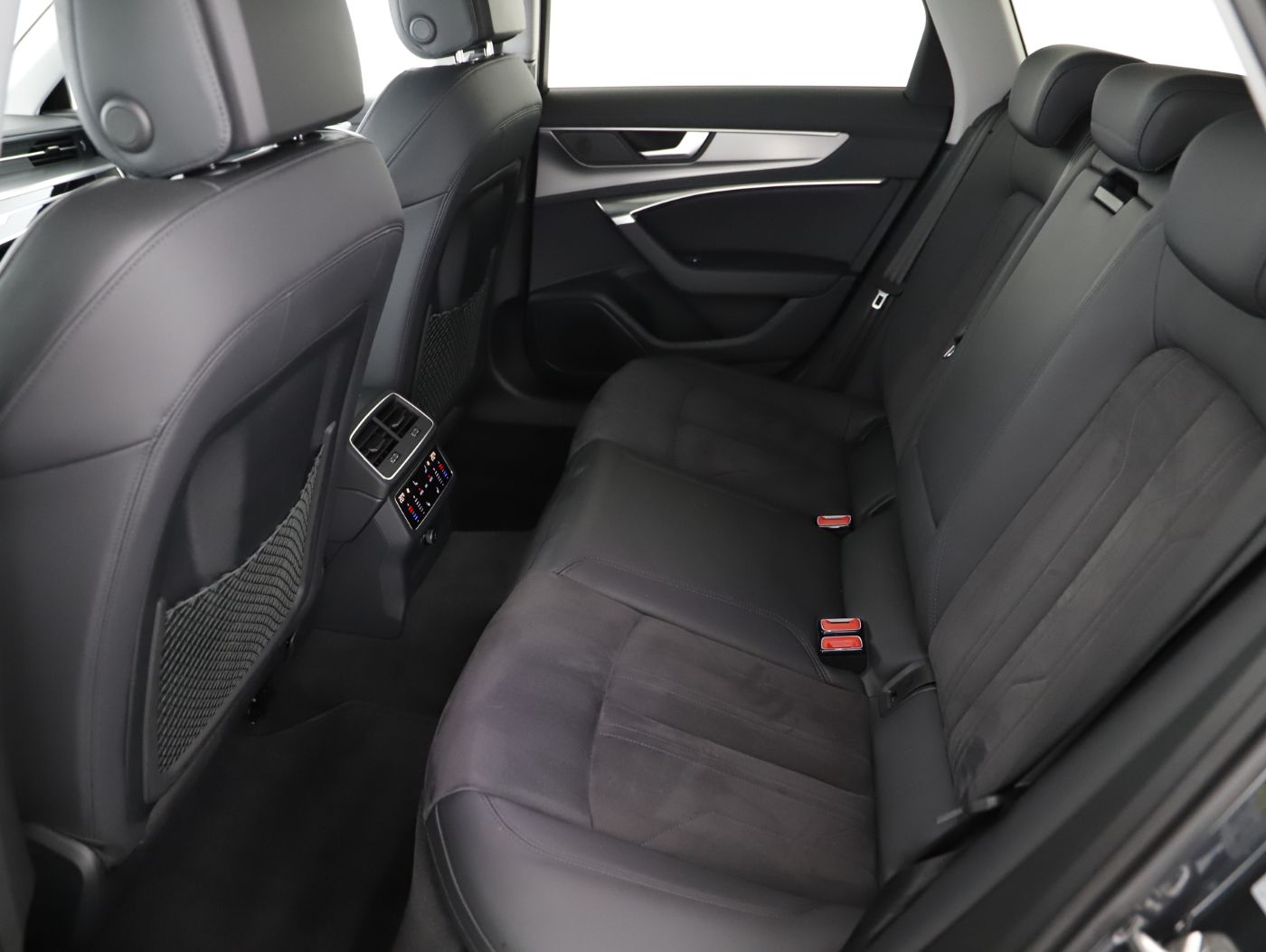 Audi A6 Avant 40 2.0 TDI sport | Bild 8 von 24