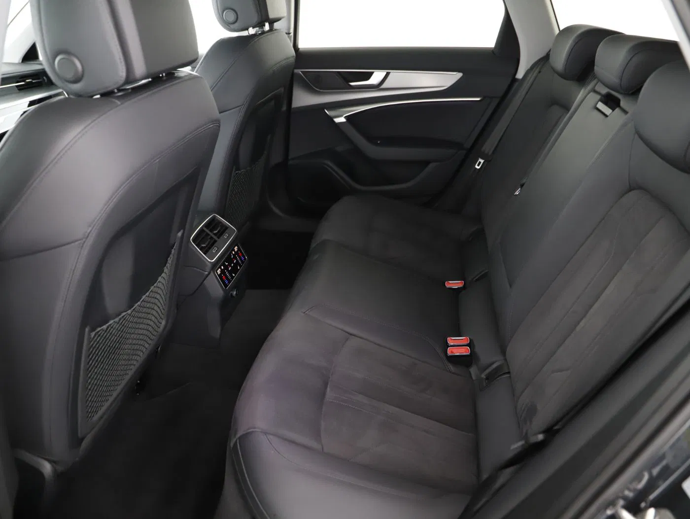 Audi A6 Avant 40 2.0 TDI sport | Bild 8 von 24