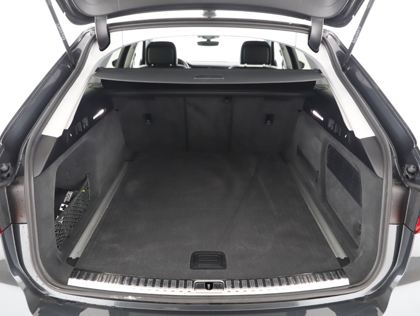 Audi A6 Avant 40 2.0 TDI sport | Bild 22 von 24