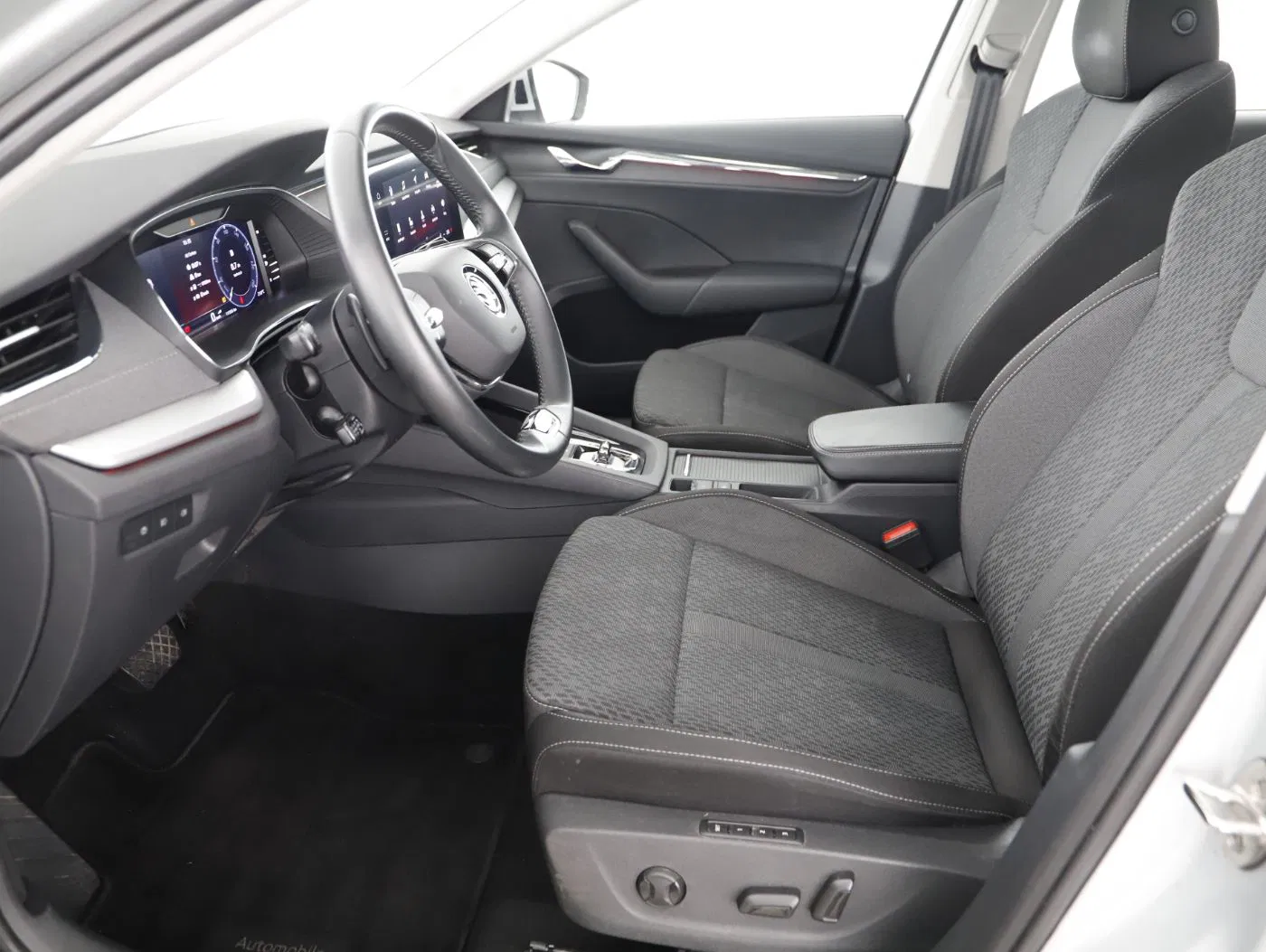 Skoda Octavia Combi 2.0 TDI Style | Bild 8 von 25