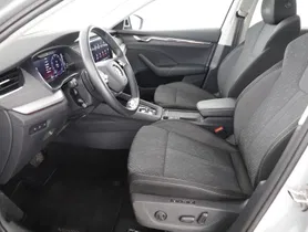 Skoda Octavia Combi 2.0 TDI Style | Thumbnail 8 von 25