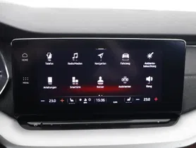 Skoda Octavia Combi 2.0 TDI Style | Thumbnail 14 von 25