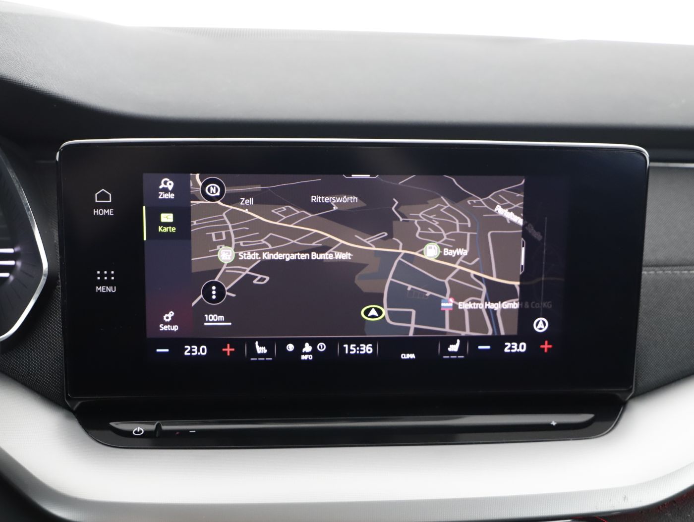 Skoda Octavia Combi 2.0 TDI Style | Bild 15 von 25