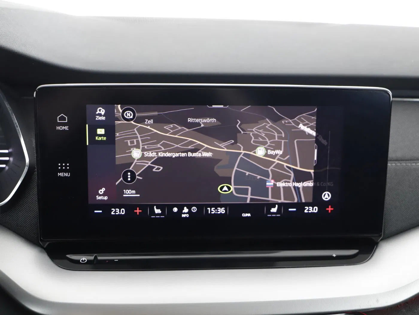 Skoda Octavia Combi 2.0 TDI Style | Bild 15 von 25