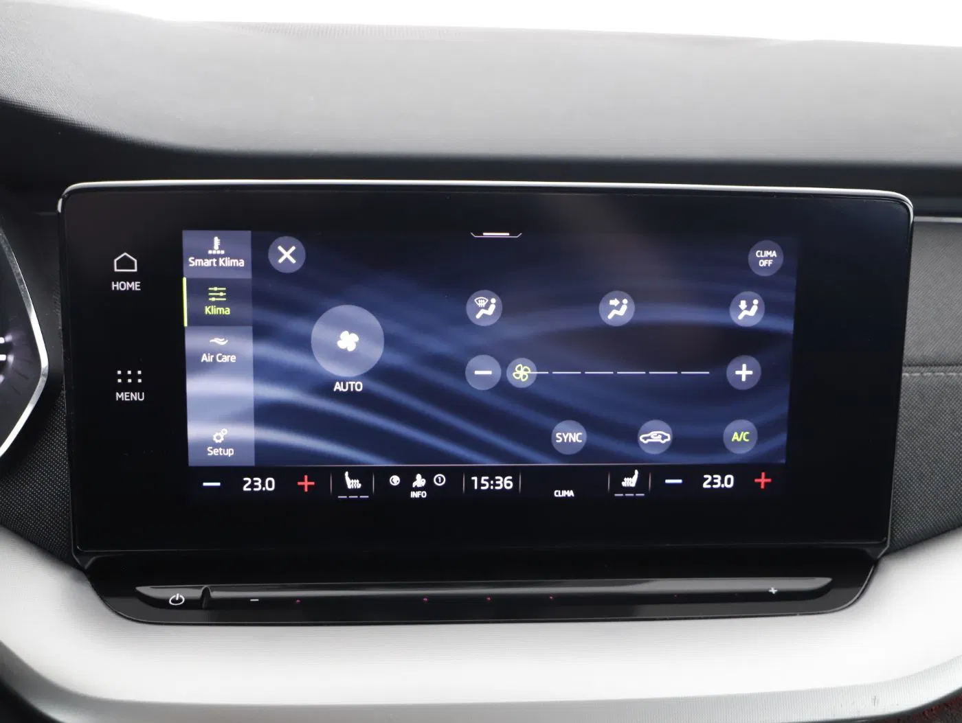 Skoda Octavia Combi 2.0 TDI Style | Bild 17 von 25