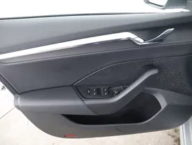 Skoda Octavia Combi 2.0 TDI Style | Thumbnail 22 von 25