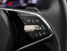 Skoda Octavia Combi 2.0 TDI Style | Thumbnail 19 von 25