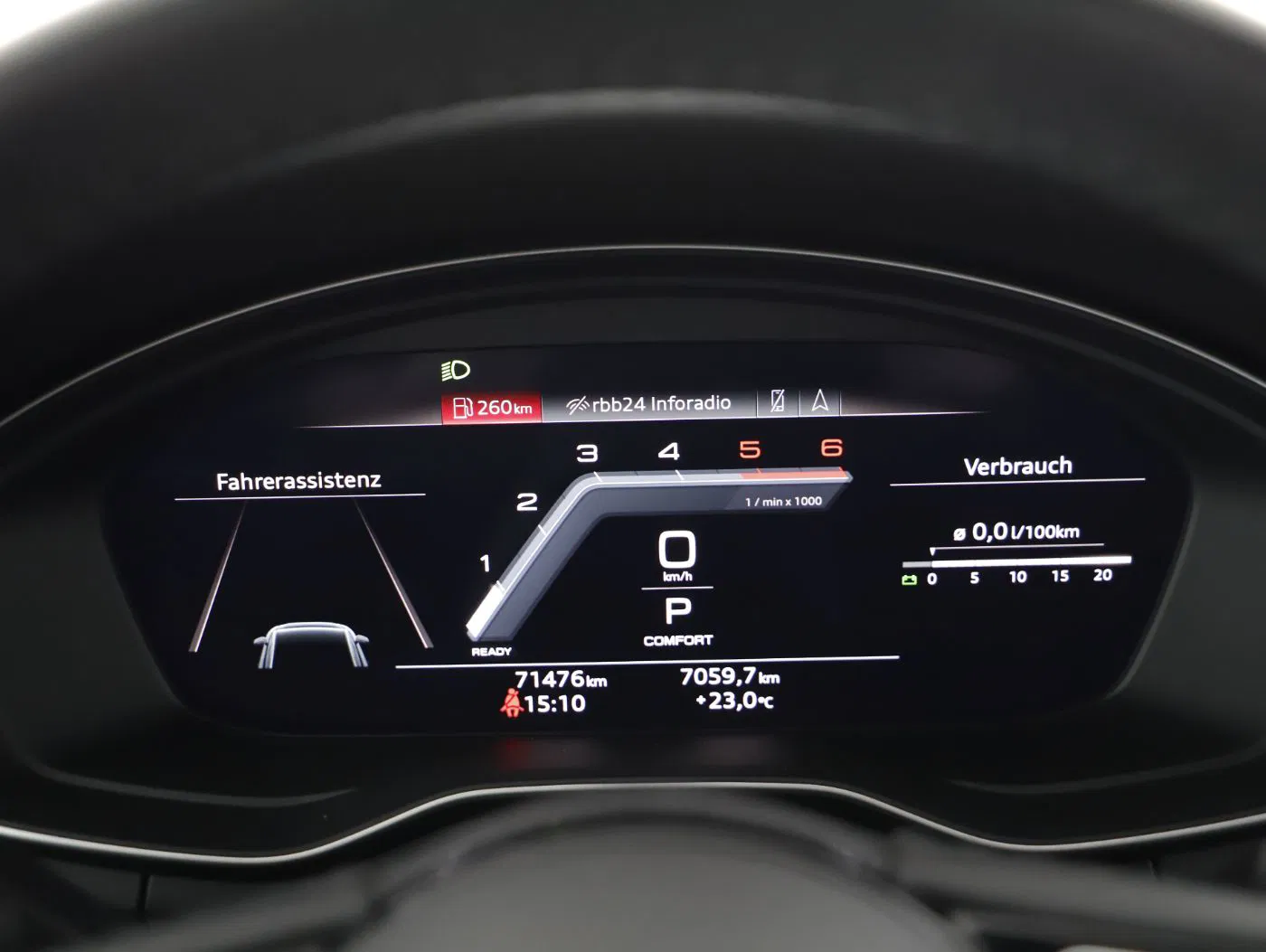 Audi A4 40 2.0 TDI quattro advanced | Bild 15 von 27