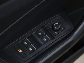 VW T-Roc 2.0 TDI Style | Thumbnail 8 von 23
