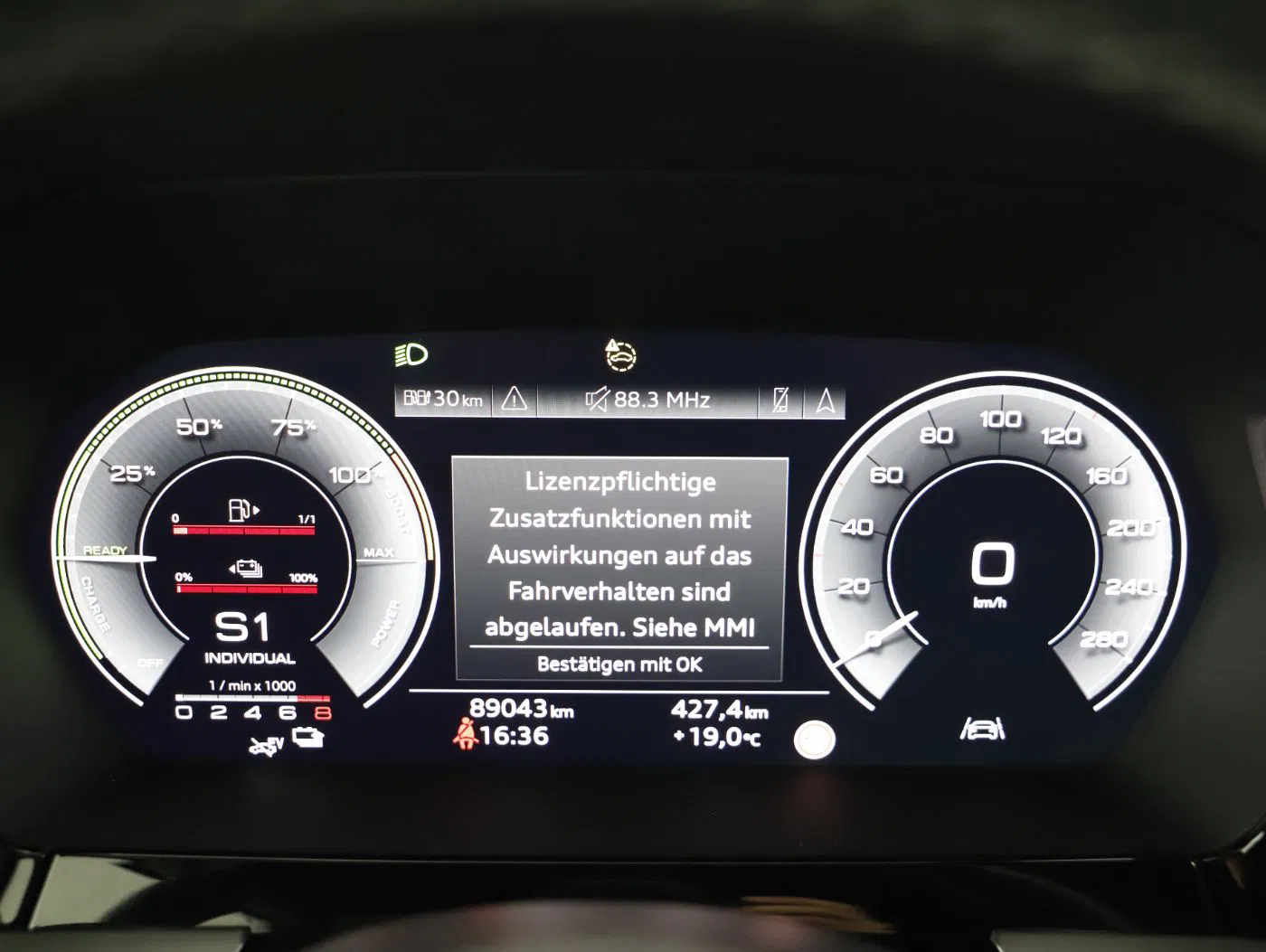 Audi A3 Sportback 40 TFSIe | Bild 13 von 23