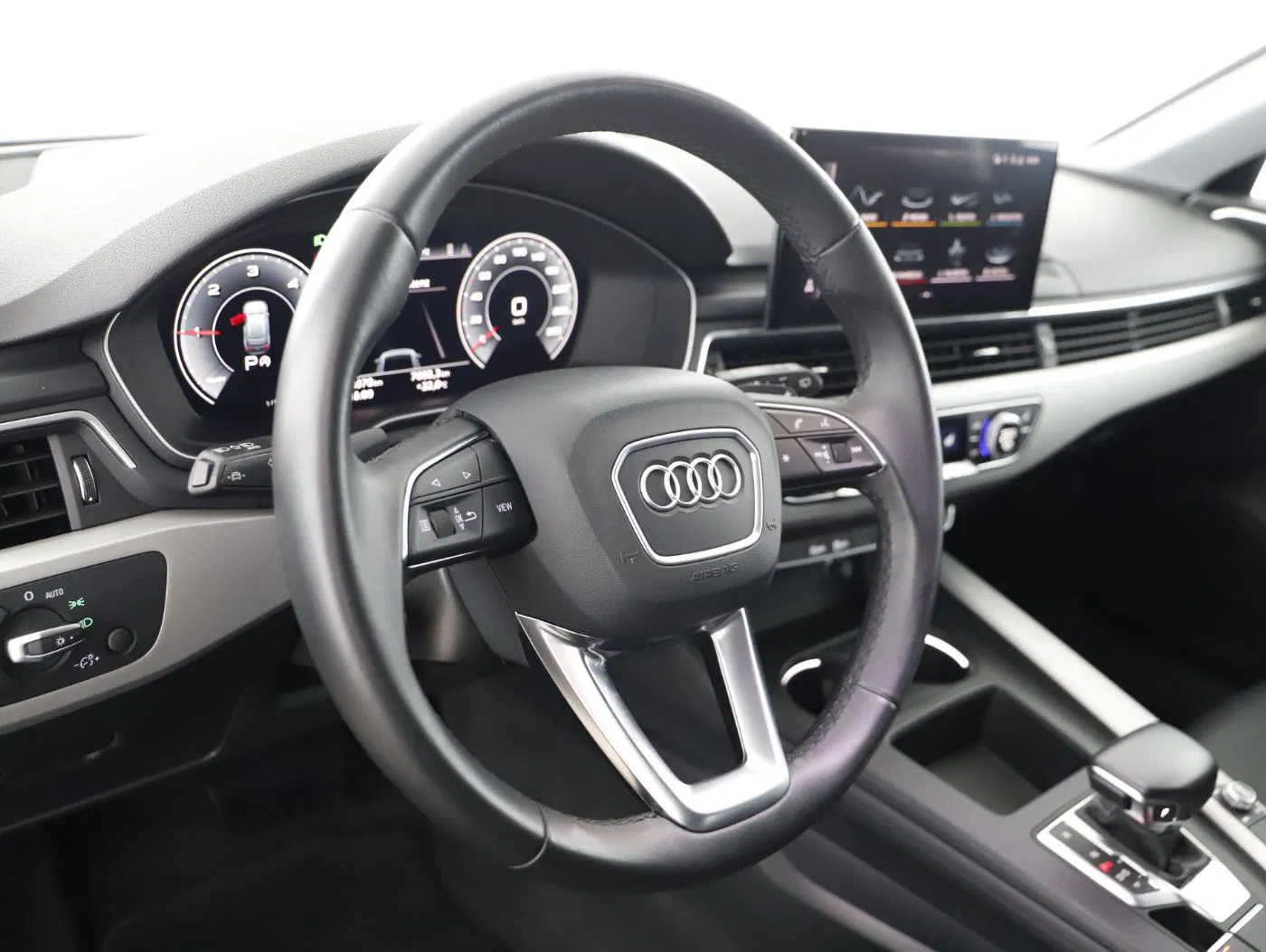 Audi A4 Avant 35 2.0 TDI S Line | Bild 10 von 25