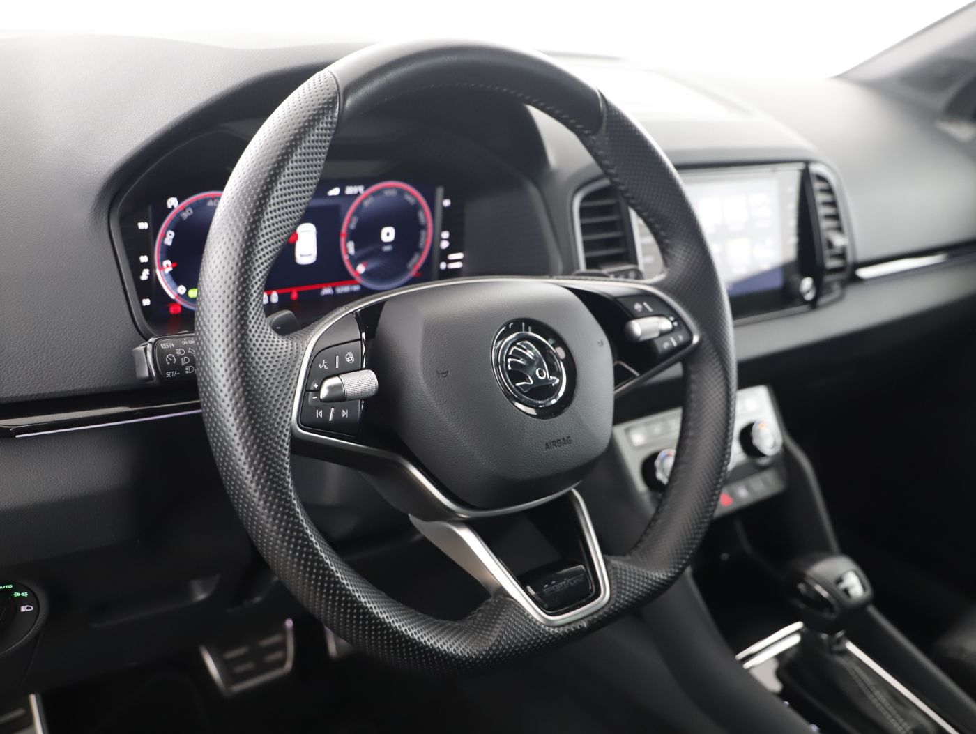 Skoda KAROQ 4x4 SPORTLINE TDI DSG | Bild 13 von 26