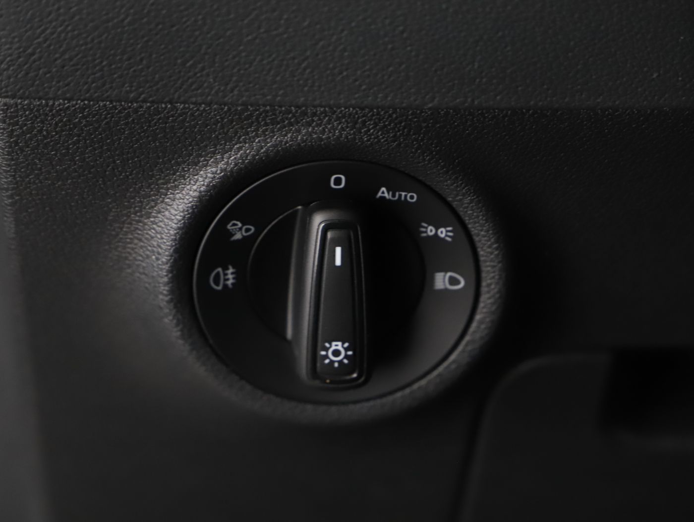Skoda KAROQ 4x4 SPORTLINE TDI DSG | Bild 22 von 26