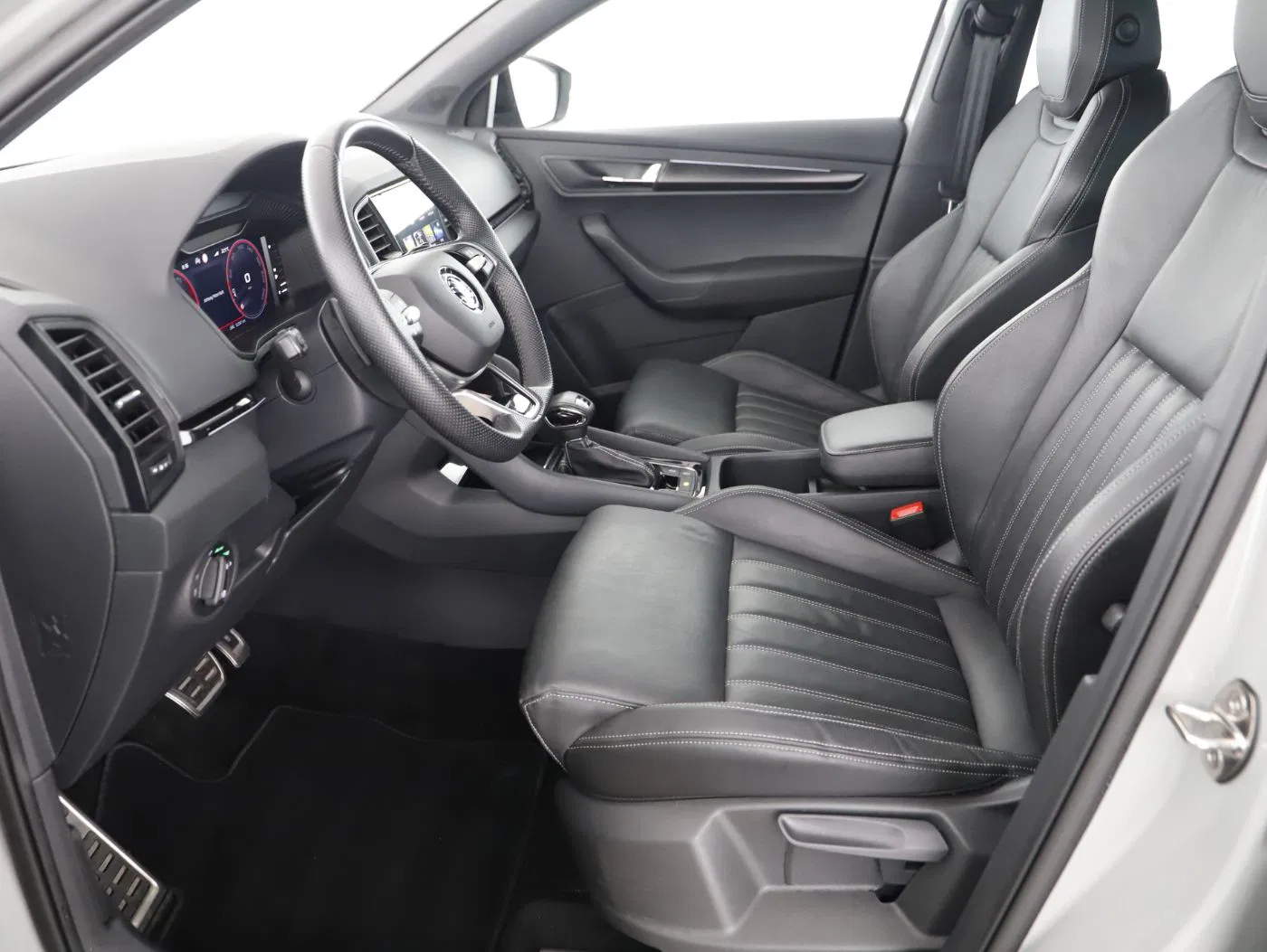 Skoda KAROQ 4x4 SPORTLINE TDI DSG | Bild 10 von 26