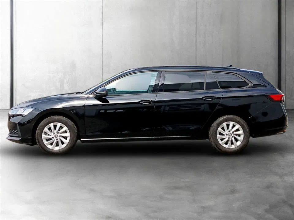 Skoda Superb Combi 2.0 TDI Essence | Bild 3 von 24