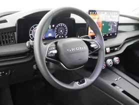 Skoda Superb Combi 2.0 TDI Essence | Thumbnail 12 von 24