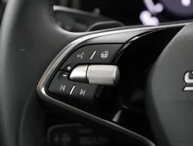 Skoda Superb Combi 2.0 TDI Essence | Thumbnail 14 von 24