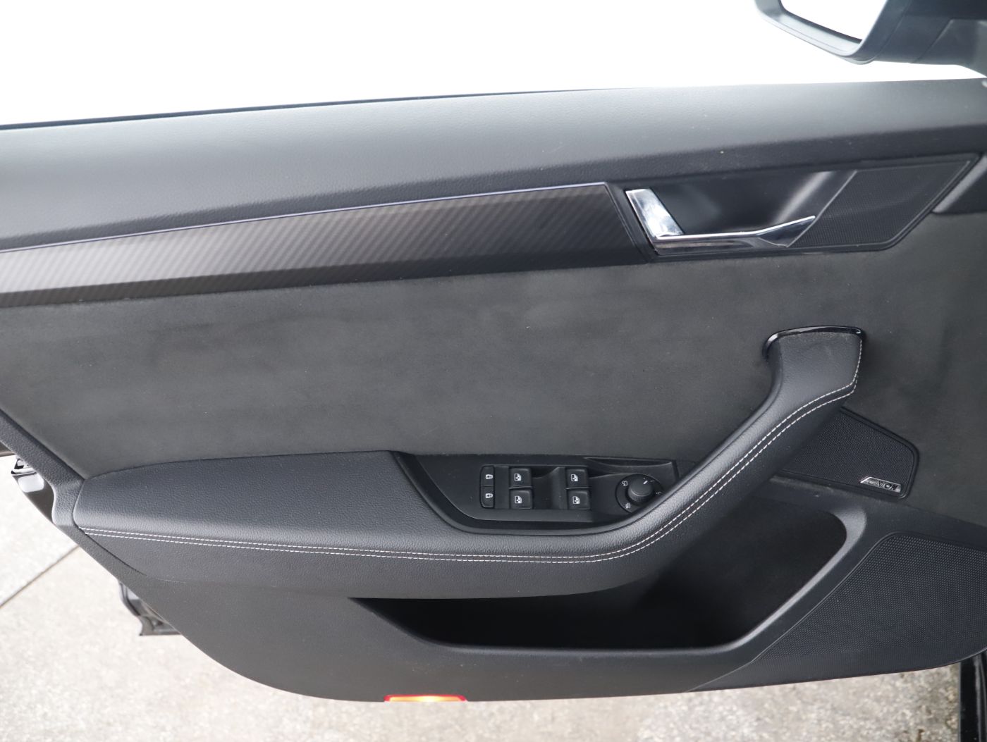 Skoda Superb Combi 1.4TSI iV Sportline | Bild 21 von 25