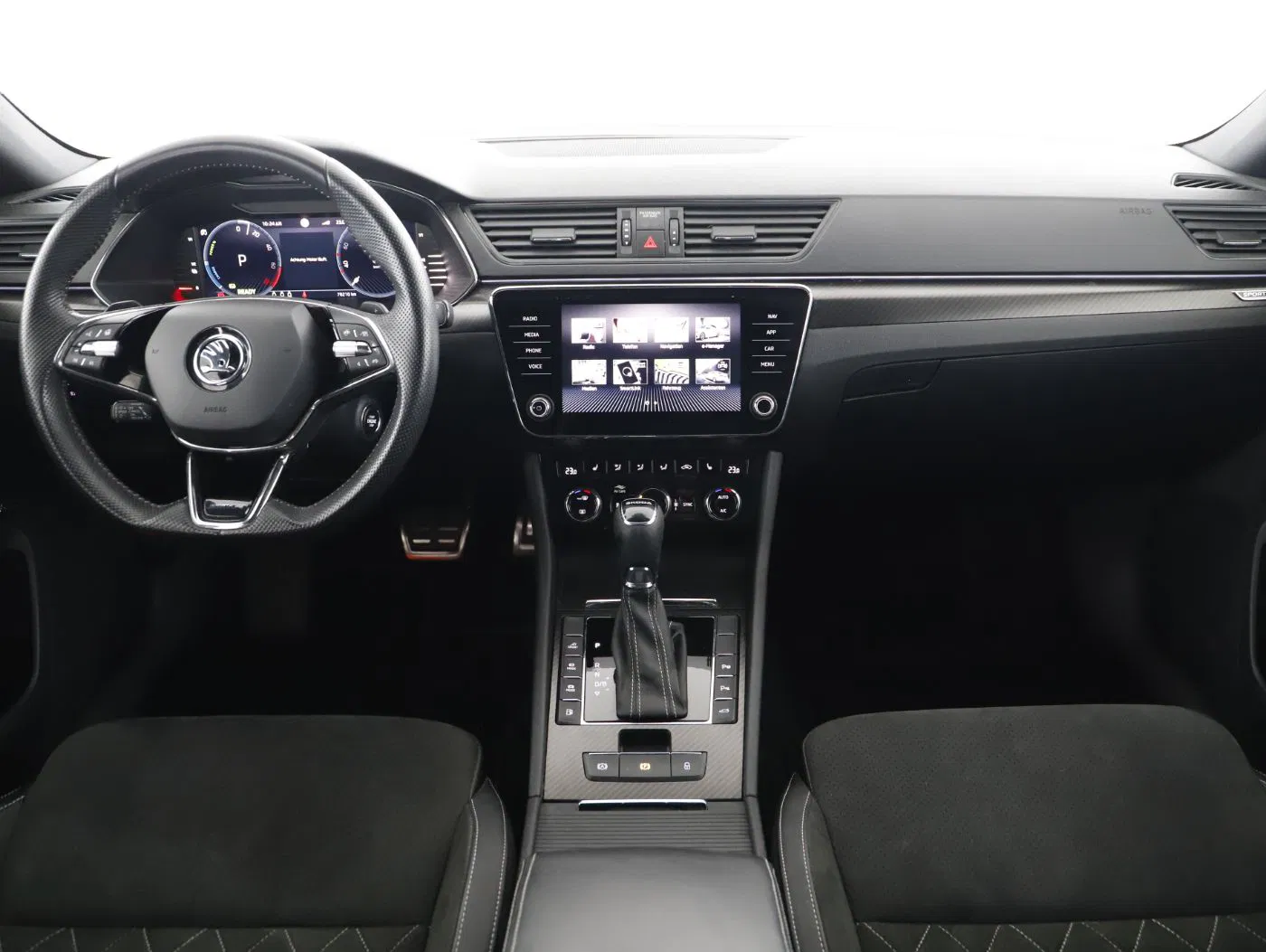 Skoda Superb Combi 1.4TSI iV Sportline | Bild 9 von 25