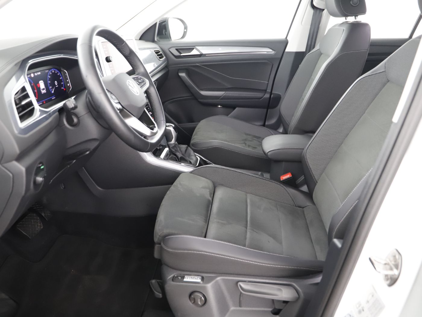 VW T-Roc 1.5 TSI ACT Style | Bild 7 von 22