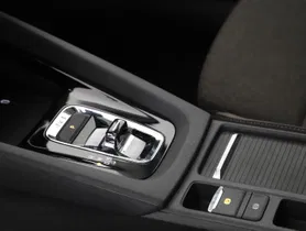 Skoda Octavia Combi 2.0 TDI 4x4 Scout | Thumbnail 12 von 25