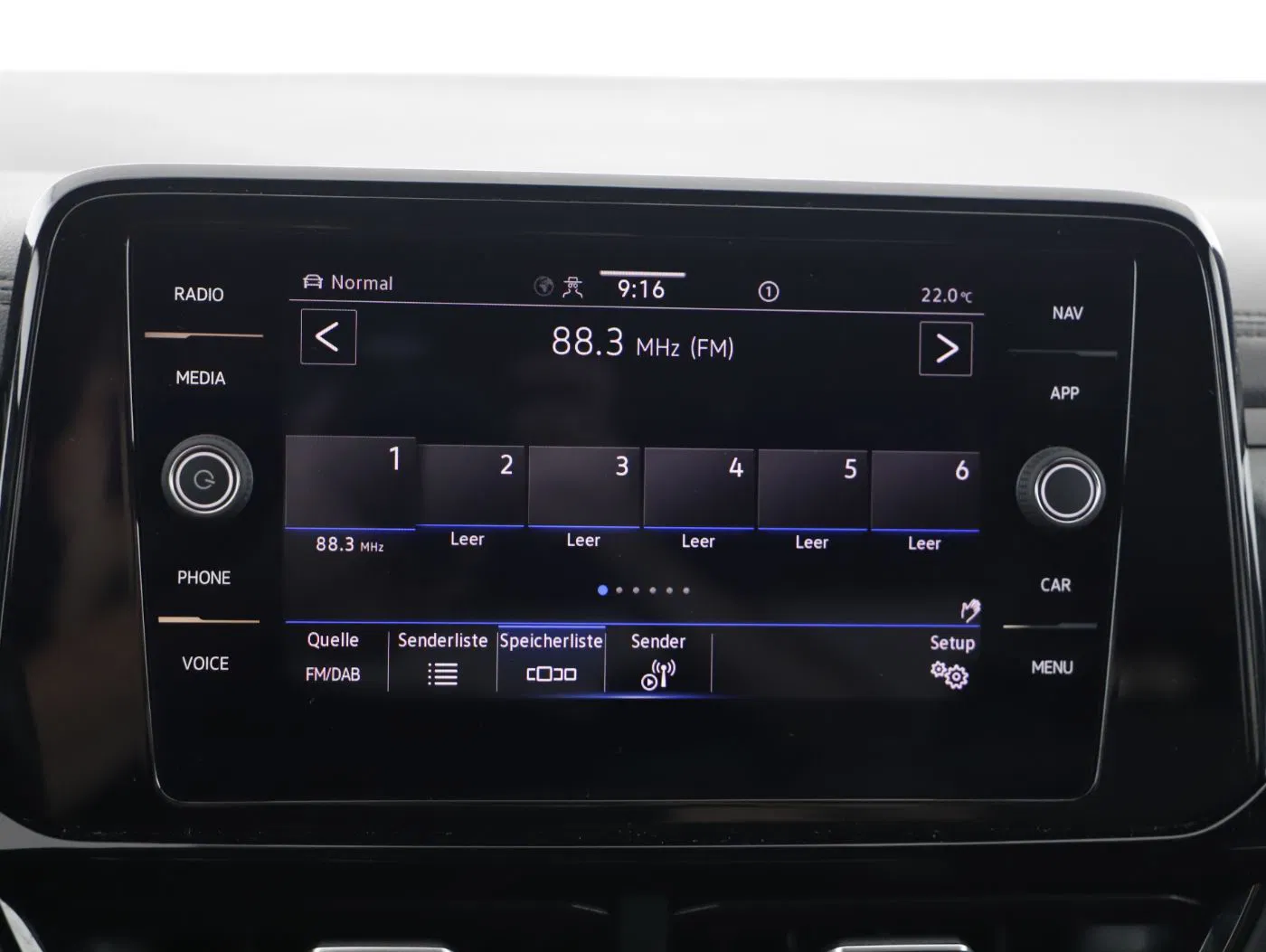 VW T-Roc 2.0 TDI R-Line | Bild 15 von 24