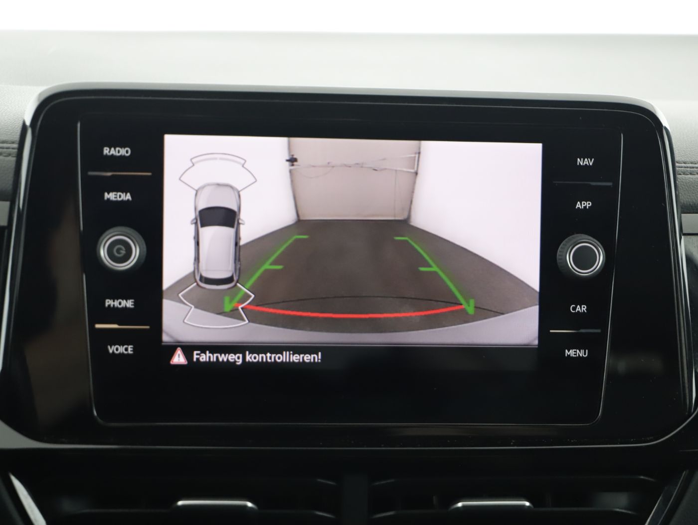 VW T-Roc 2.0 TDI R-Line | Bild 16 von 24
