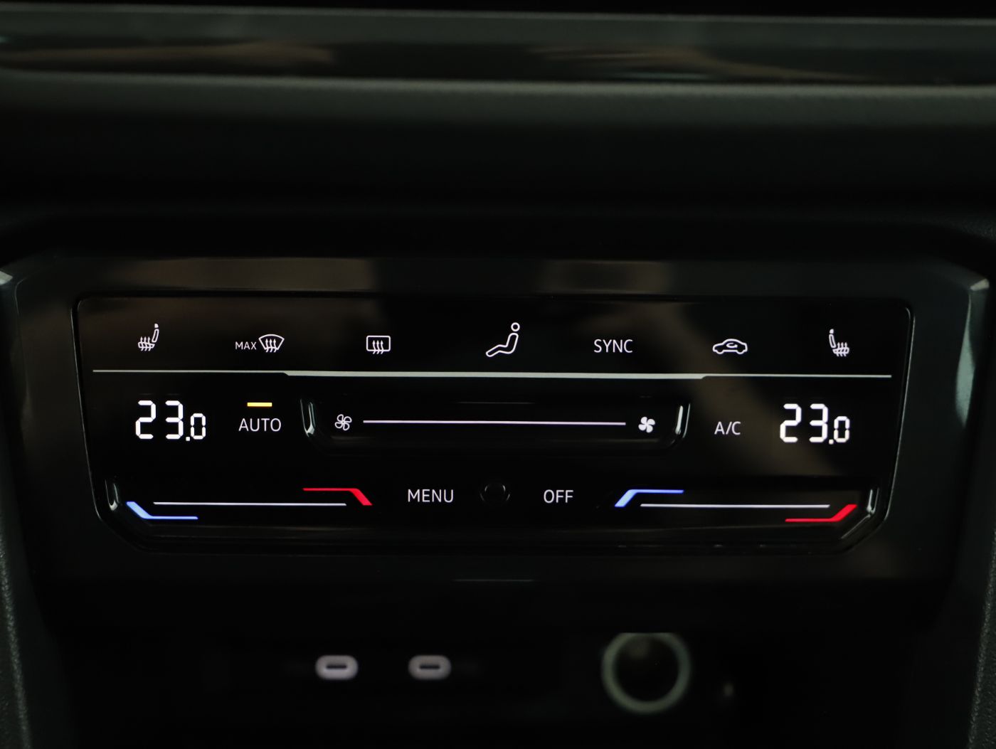 VW Tiguan 2.0 TDI BMT Elegance | Bild 17 von 23