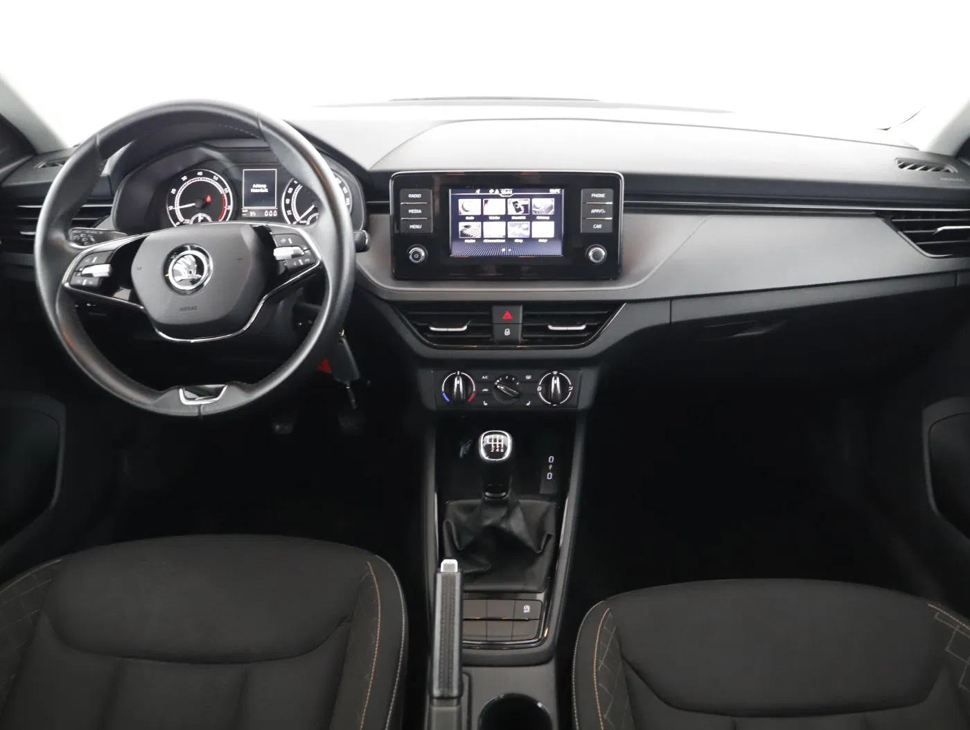 Skoda Kamiq 1.0 TSI Ambition | Bild 12 von 23