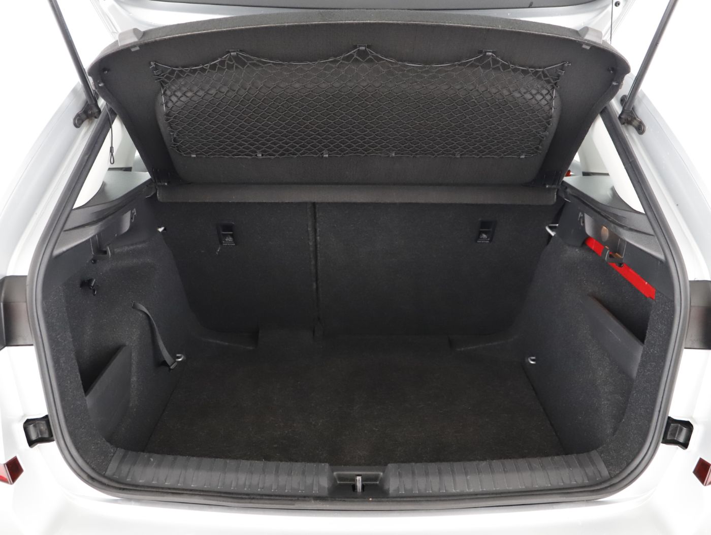 Skoda Kamiq 1.0 TSI Ambition | Bild 22 von 23