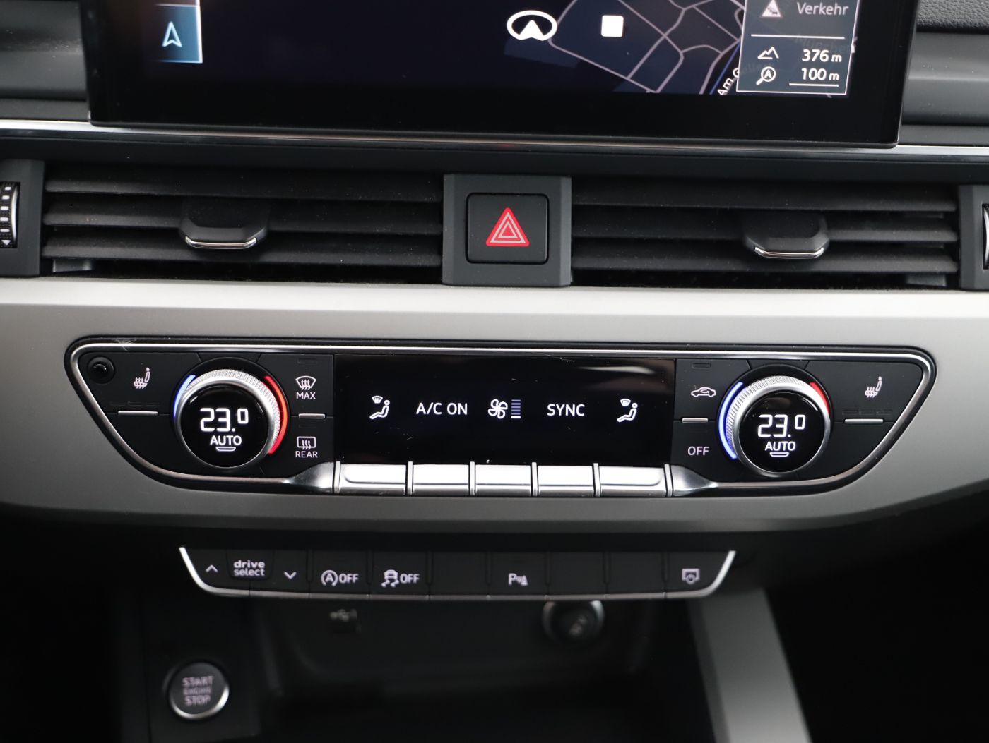 Audi A4 Avant 40 TDI quattro | Bild 17 von 26