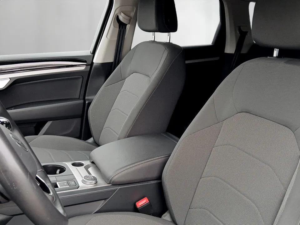 VW Touareg 3.0 V6 TDI 4Motion | Bild 8 von 24