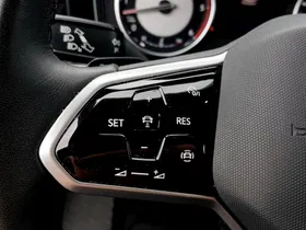 VW Touareg 3.0 V6 TDI 4Motion | Thumbnail 14 von 24