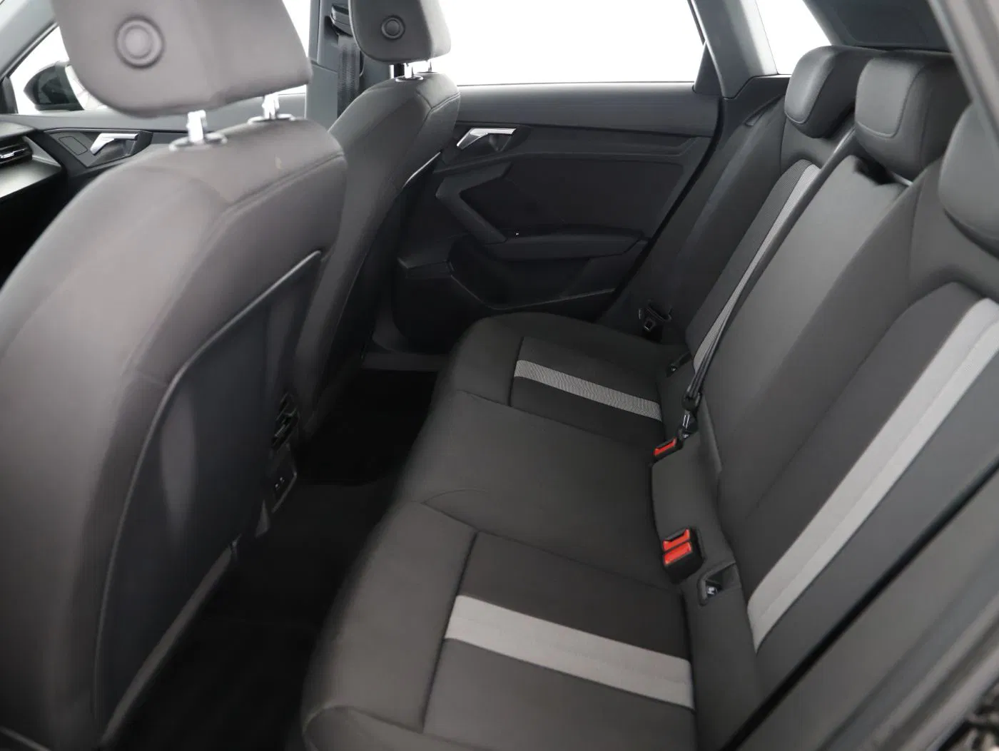 Audi A3 Sportback 35 TDI | Bild 22 von 24