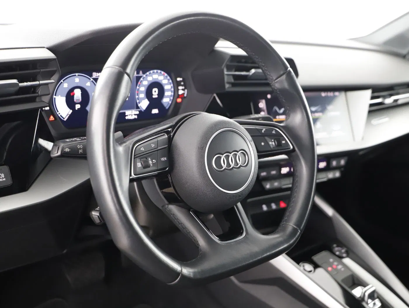 Audi A3 Sportback 35 TDI | Bild 12 von 24
