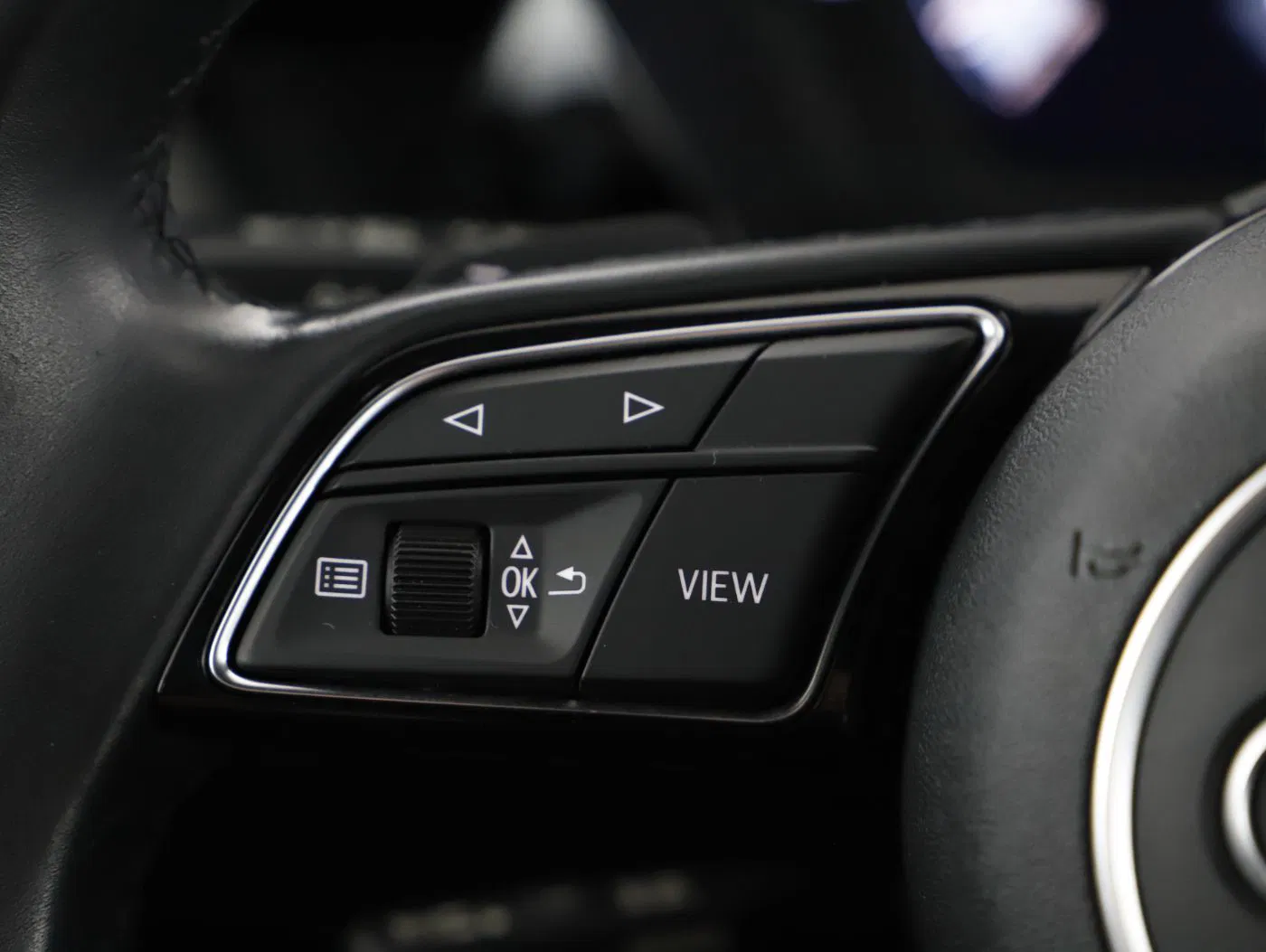 Audi A3 Sportback 35 TDI | Bild 14 von 24