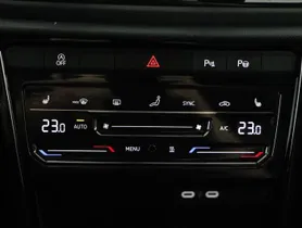 VW T-Roc 2.0 TDI 4M | Thumbnail 19 von 24