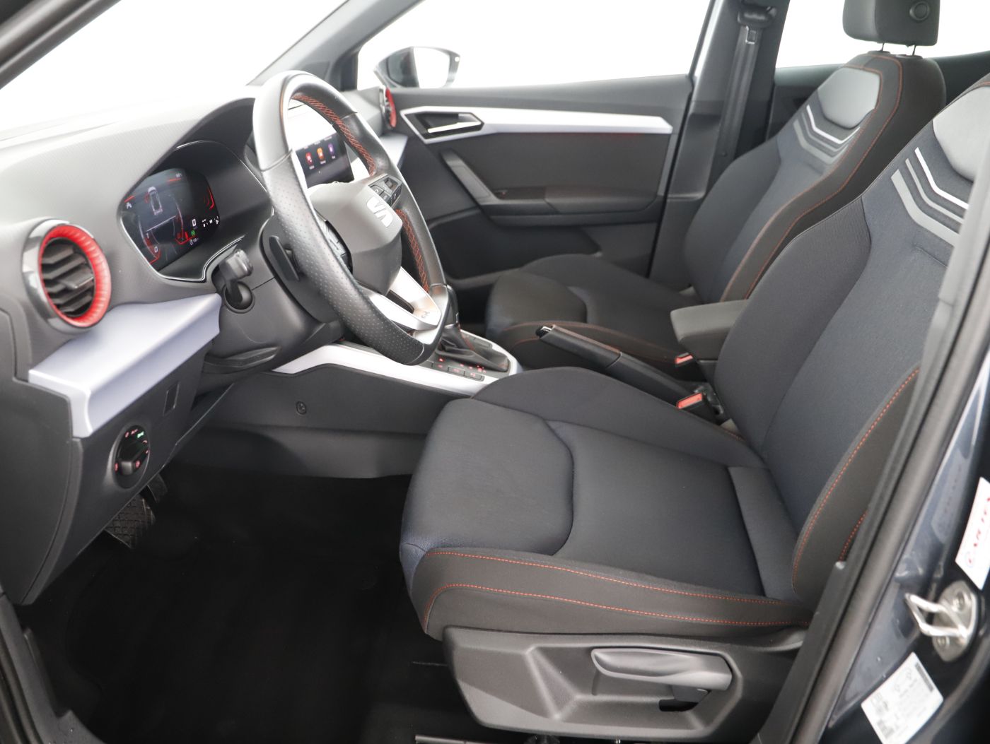 Seat Arona 1.0 TSI FR | Bild 8 von 23
