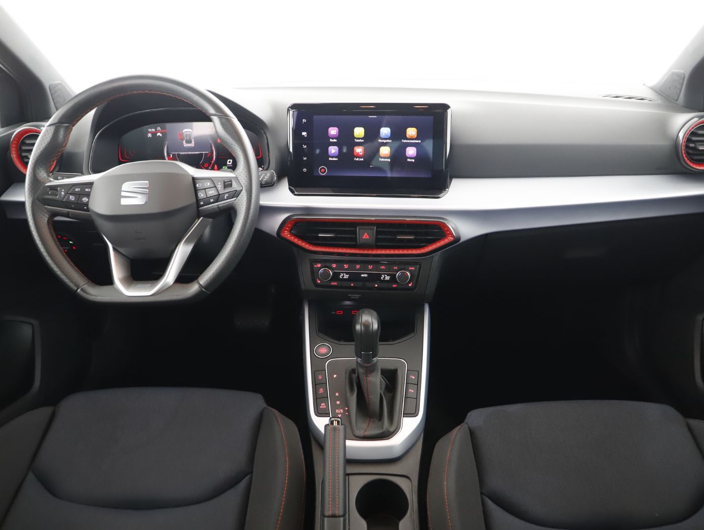 Seat Arona 1.0 TSI FR | Bild 13 von 23