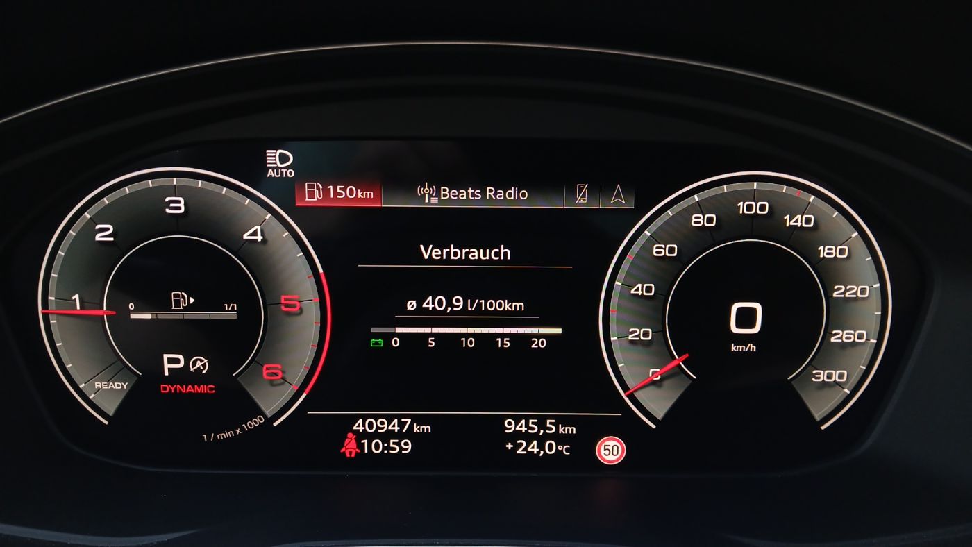 Audi A4 Avant 30 2.0 TDI | Bild 13 von 21