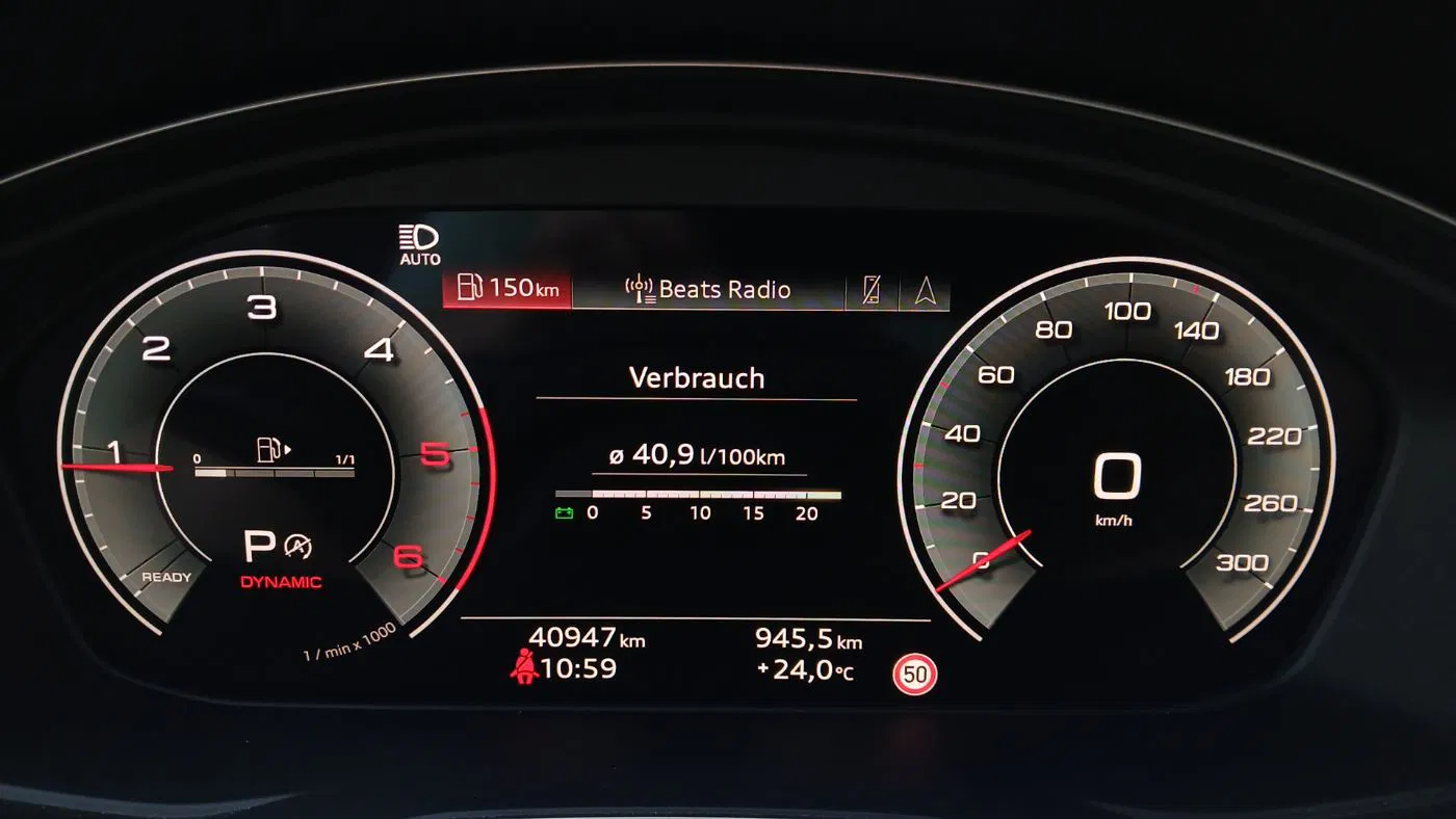 Audi A4 Avant 30 2.0 TDI | Bild 13 von 21