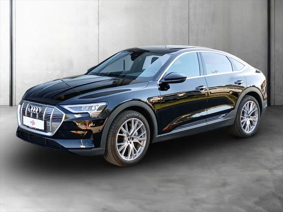 Bild eines Audi e-tron 50 Sportback quattro