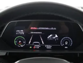 Audi e-tron 50 Sportback quattro | Thumbnail 16 von 25
