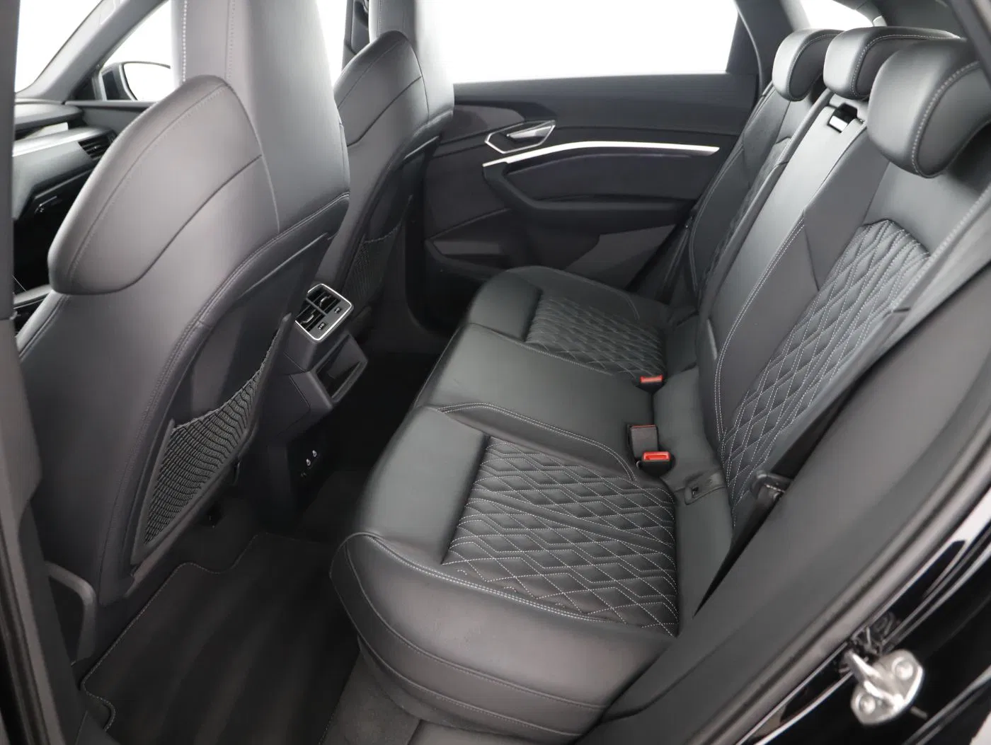 Audi e-tron 50 Sportback quattro | Bild 22 von 25